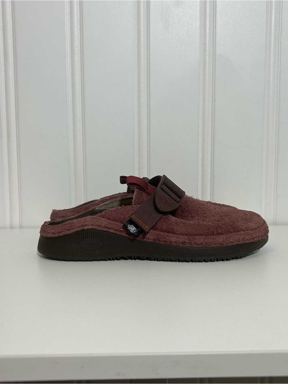 Chaco Paonia red burgundy wool mule clog sandals adjustable strap women’s 8